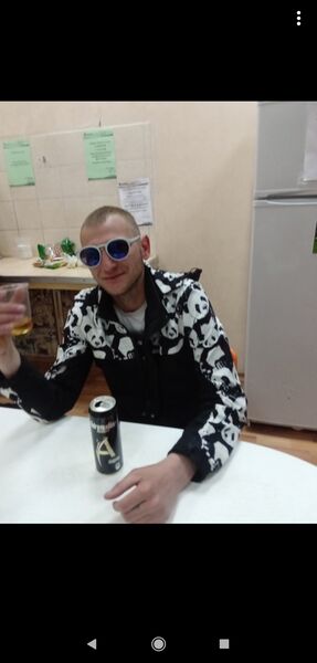  ,   Vladimir, 37 ,   ,   