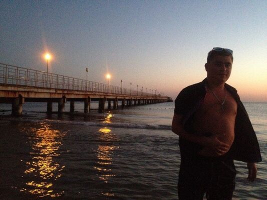  ,   Igor, 32 ,   , 