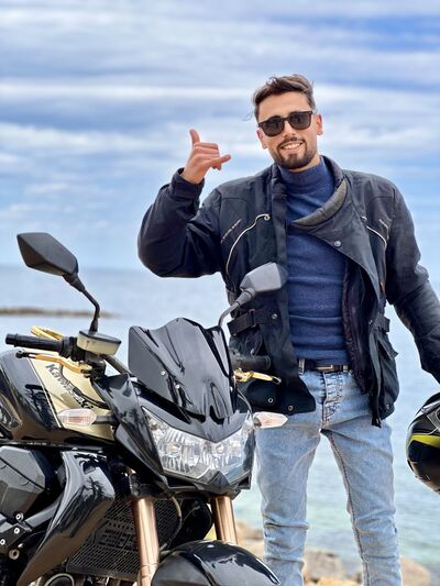  ,   Jassem, 27 ,   ,   