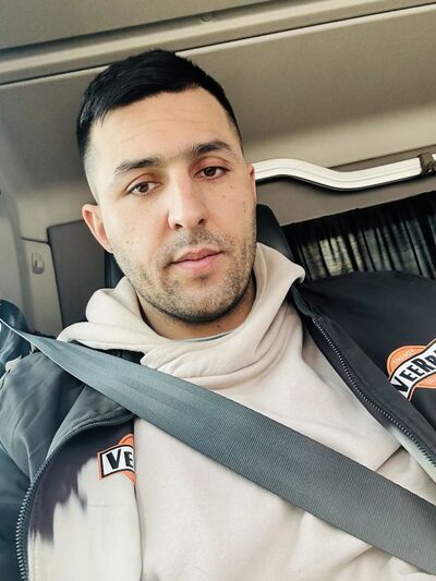  ,   Samirjon, 31 ,   ,   