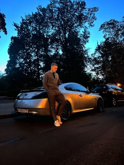  ,   Artem, 30 ,   ,   