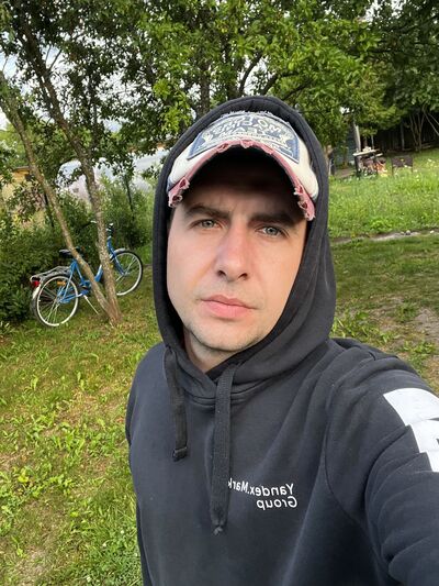  ,   Denis, 35 ,   ,   