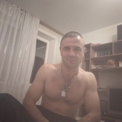  ,   Nikolai, 44 ,   ,   , c , 