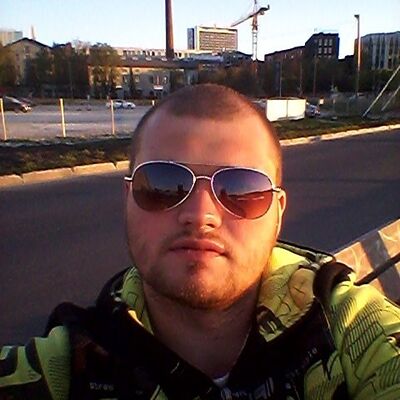  ,   Sergei, 31 ,   ,   , c , 