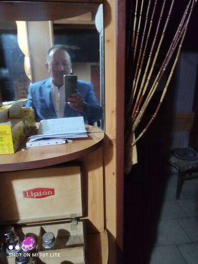  ,   Artur, 45 ,   ,   