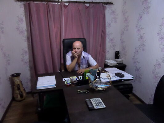  ,   Oleg, 47 ,   