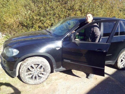  ,   Sergej, 48 ,   ,   , c 