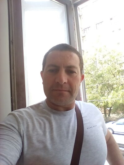  --,   , 42 ,   
