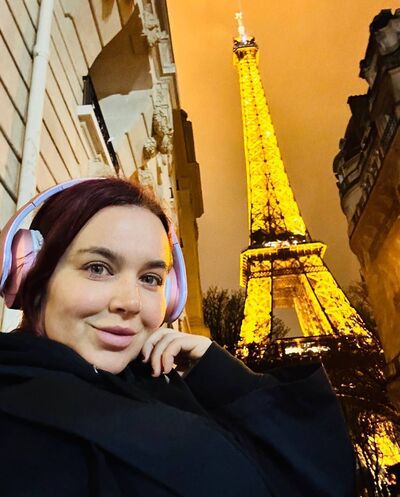  Castlewood,   Angela, 31 ,   c 