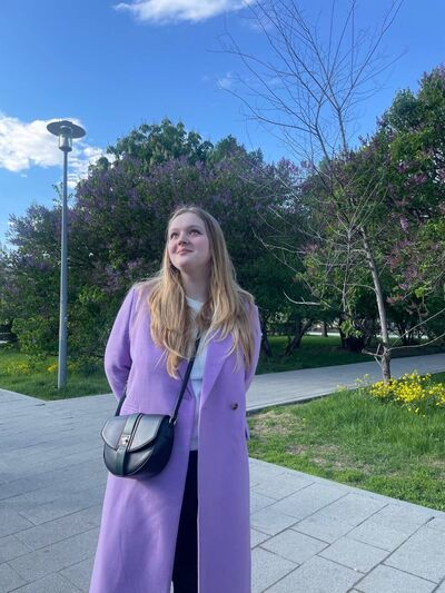  ,   Xenia, 23 ,   ,   