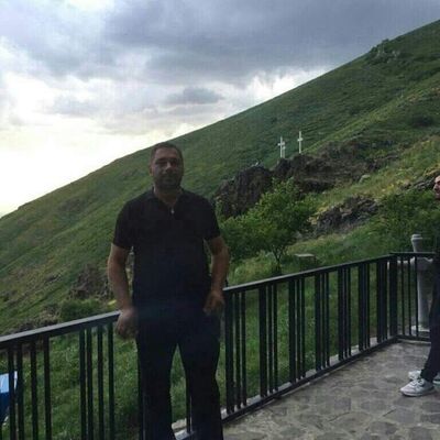  ,   Gevor, 38 ,   ,   