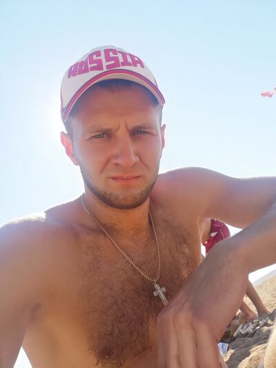  ,   Pasha, 28 ,   