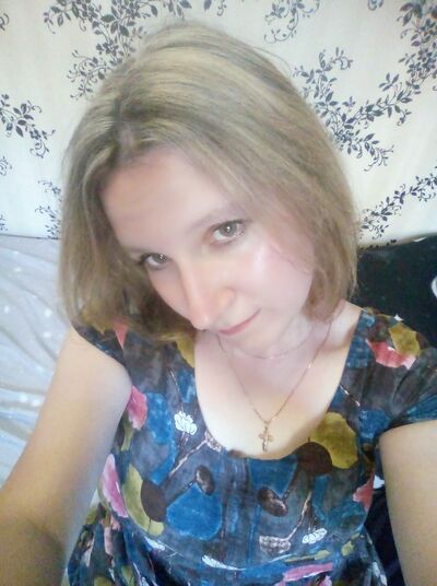 ,   Elena, 33 ,     , c 