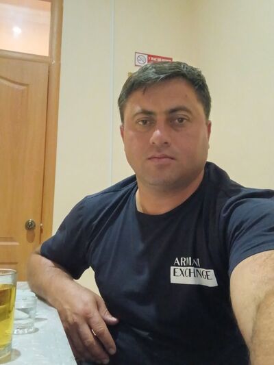  ,   Rahil, 40 ,   ,   