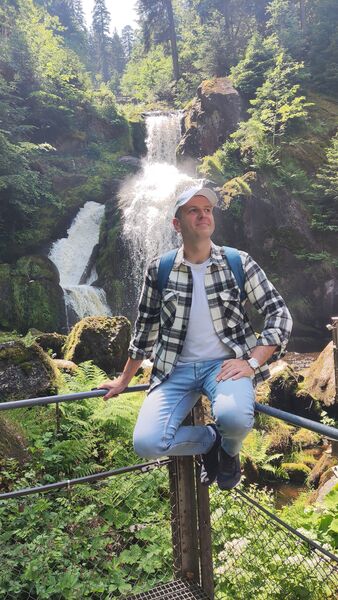  ,   Sergej, 38 ,   ,   , c 