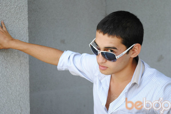  2981400  Kanamat, 31 ,    