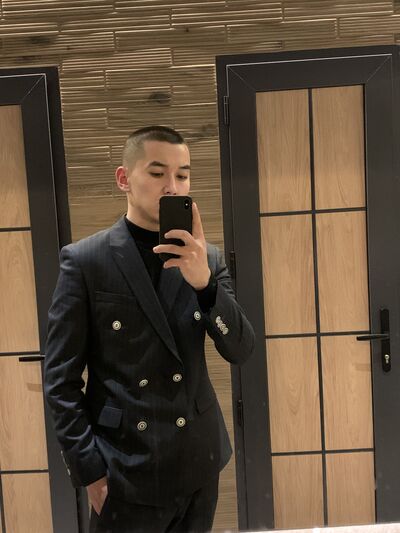  ,   Hiro, 25 ,   ,   