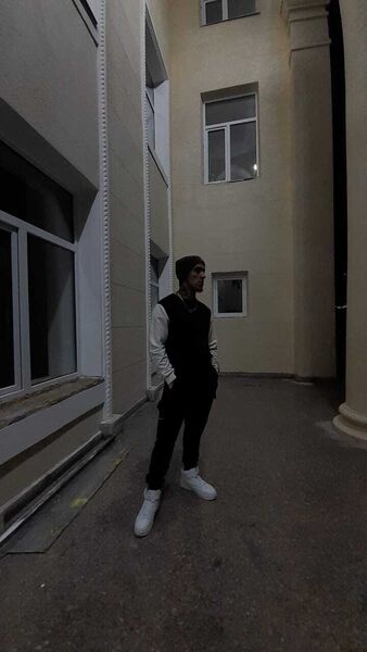  ,   Mikhail, 25 ,   ,   