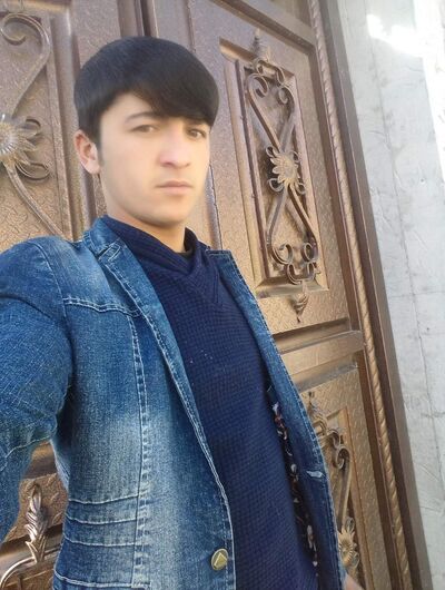  ,   Jamal, 28 ,   ,   