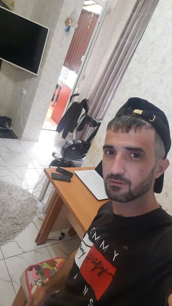  ,   Arman, 38 ,   ,   