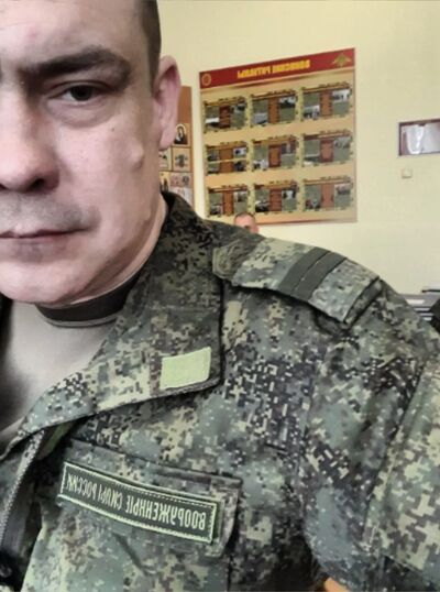  ,   Alex, 35 ,   ,   , c , 