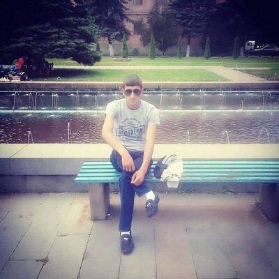  ,   Albert, 25 ,   ,   