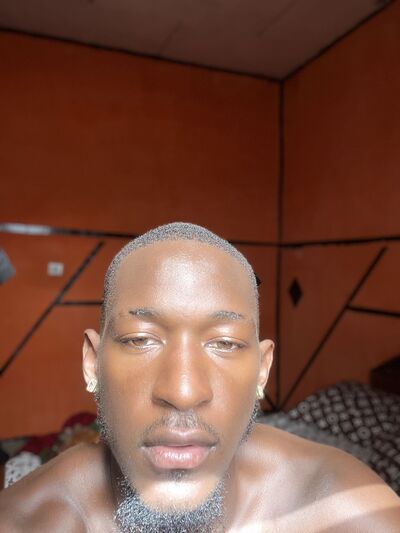  ,   Adrien Levis, 25 ,   ,   