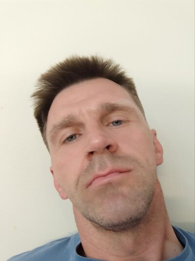  ,   Maur, 43 ,  