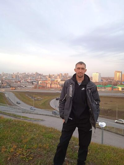  ,   Alexander, 42 ,   c 