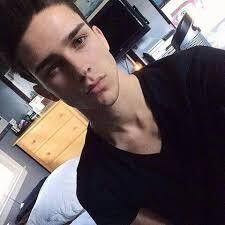  ,   Elliot, 28 ,   