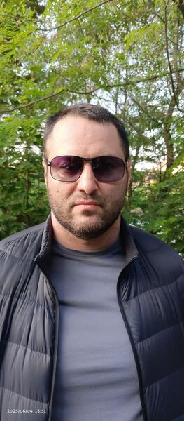  ,   Martin, 36 ,   ,   