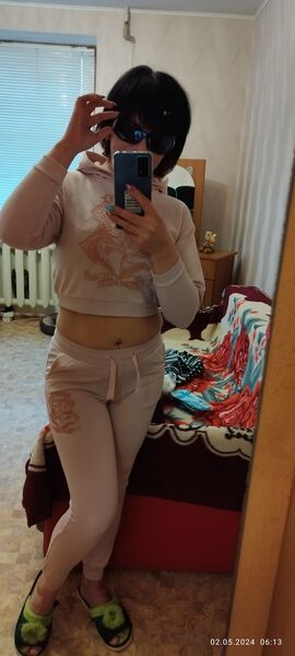  ,   Lana, 40 ,   ,   , c , 