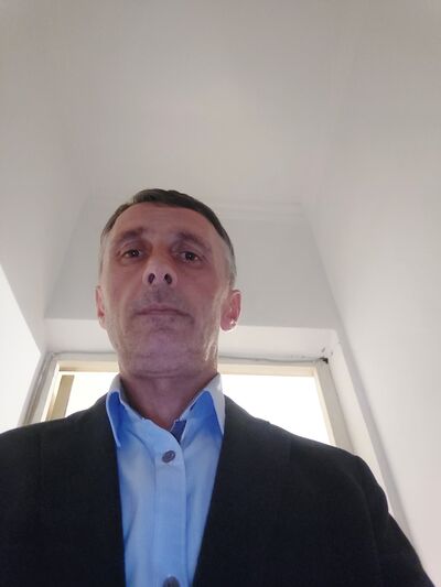 ,   Mixeil, 51 ,  