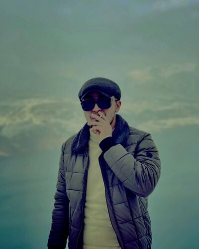  ,   Sherxan, 25 ,   ,   