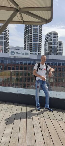  ,   Slava, 42 ,   ,   