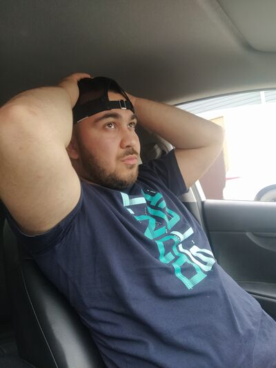  ,   Ali, 25 ,   ,   