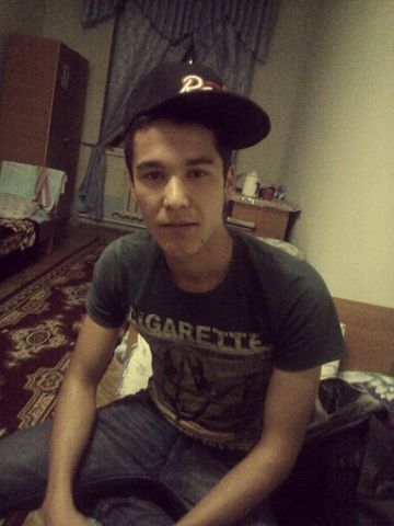  ,   Feruz, 31 ,   
