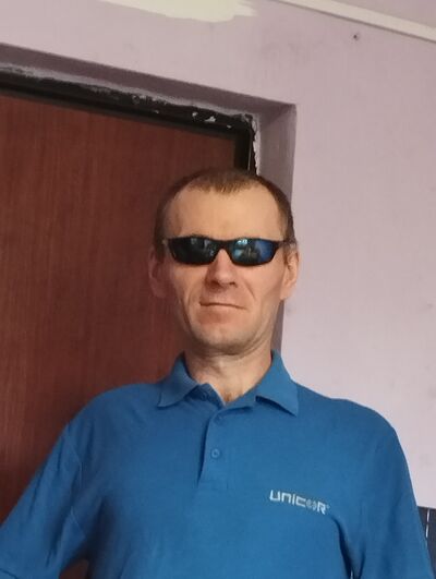  ,   Pavel, 42 ,   ,   , 