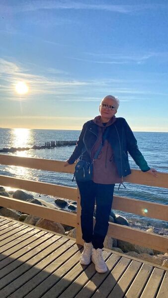  ,   Mila, 61 ,   c , 