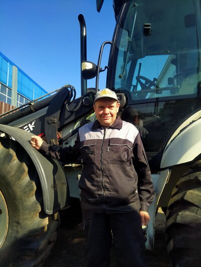  ,   Iury, 43 ,     , c 