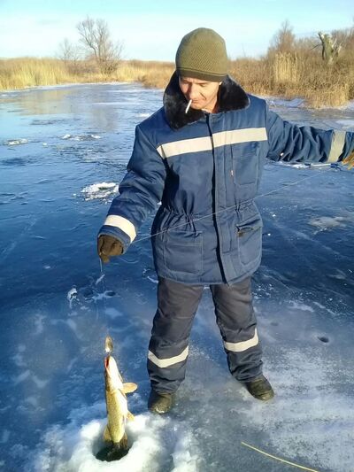  ,   Eduard, 47 ,   