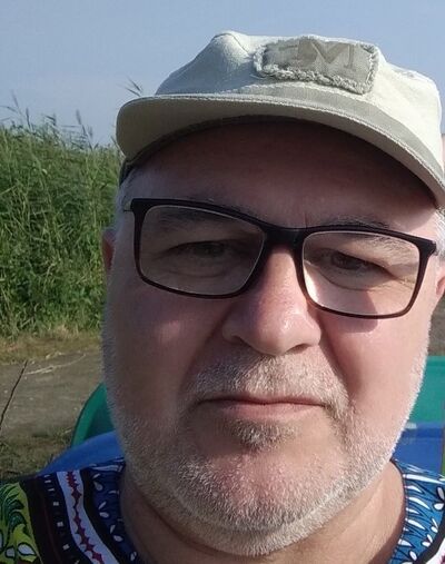  ,   Anatoly, 65 ,   c , 