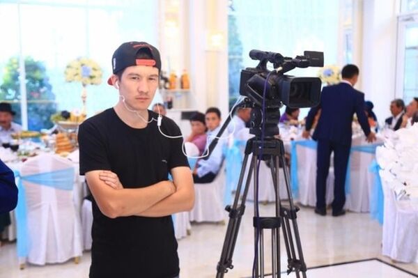  ,   Maks, 33 ,   