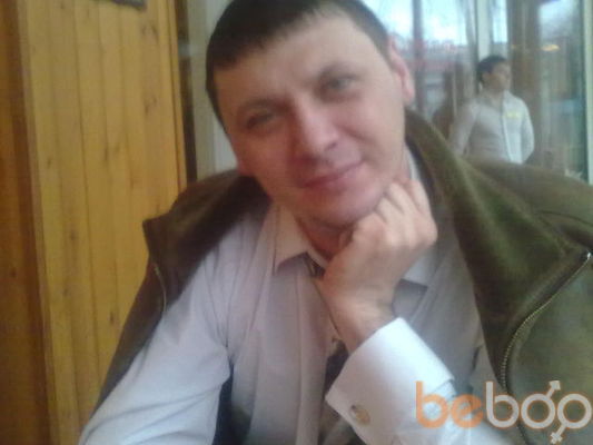  ,   David , 43 ,   ,   , c , 