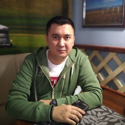  ,   Maxim, 38 ,   ,   , c 