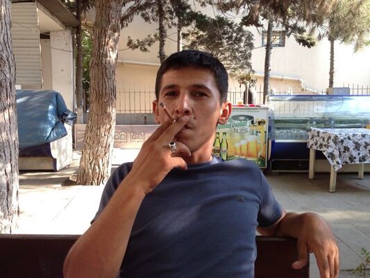  ,   Emin, 40 ,   
