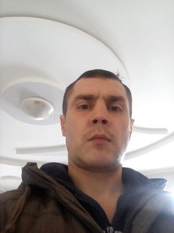  9429050  Sasha, 44 ,    