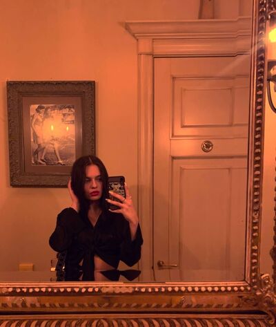  ,   Julia, 23 ,   ,   