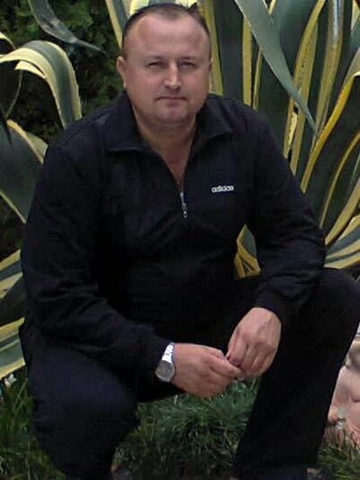  ,   Viorel, 51 ,   