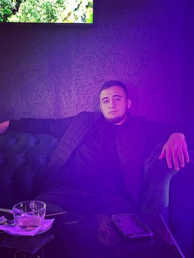  ,   Robert, 25 ,   ,   , c 